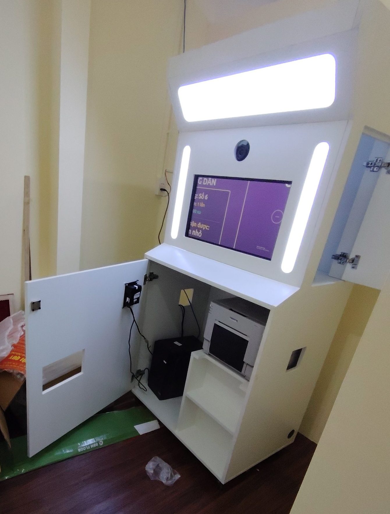 Máy chụp Photobooth Cơ bản